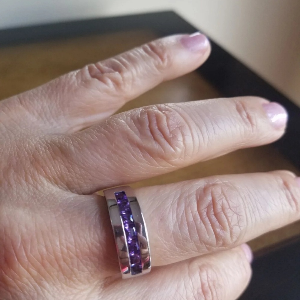 925 Sterling Silver Ring with Amethyst Stones